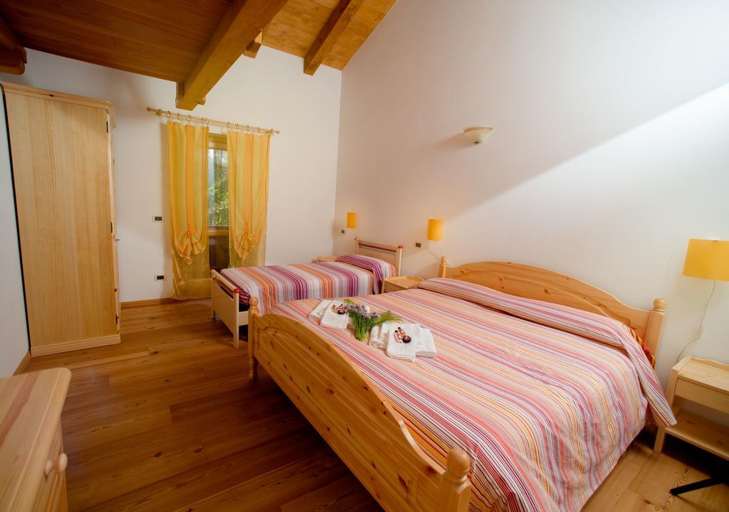 Albergo Diffuso Dolomiti Forni di Sotto Kültér fotó